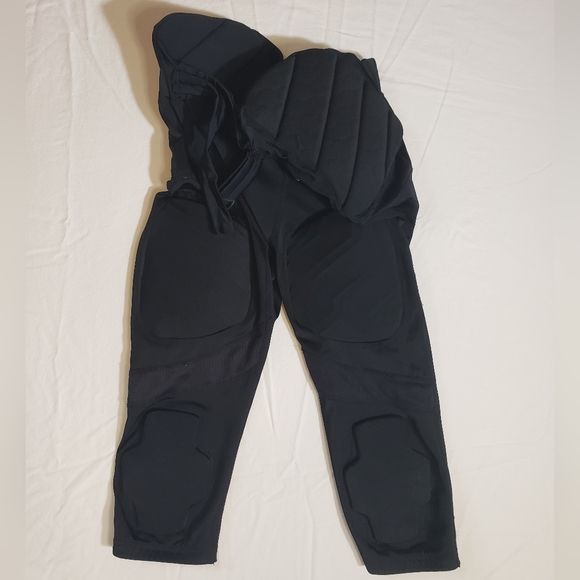 Under Armour Pants Under Armour Football Pants With 7 Pads